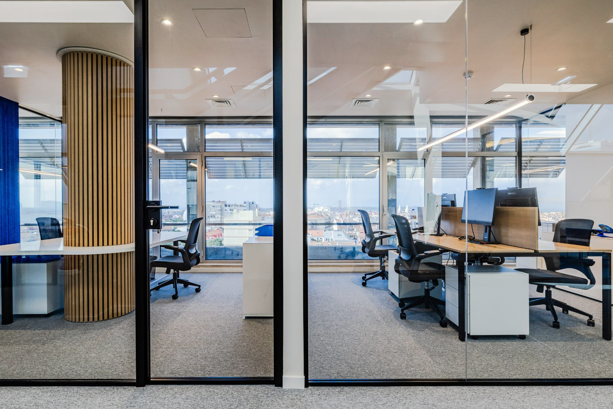 Espace de bureau avec Bench